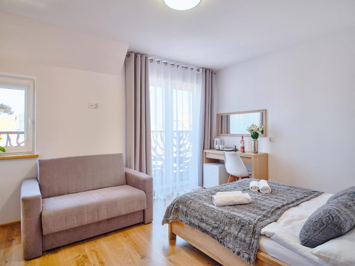 Villa Leba Pokoje & Apartamenty Екстериор снимка