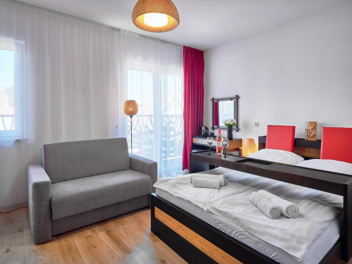 Villa Leba Pokoje & Apartamenty Екстериор снимка